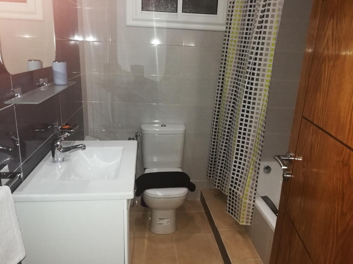 ビゼルト London Houseアパートホテル エクステリア 写真
